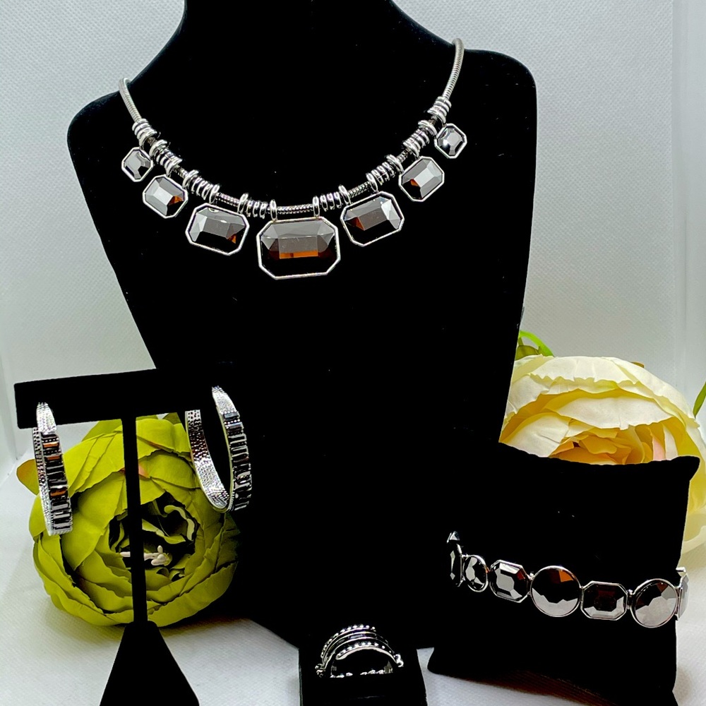Dark brown silver crystals necklace set